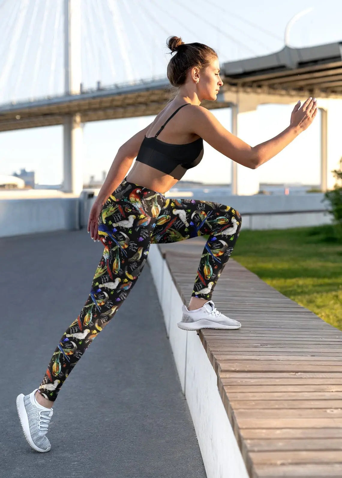 Tropical Bird Leggings: Parrot Print Yoga Pants, Fitness Apparel