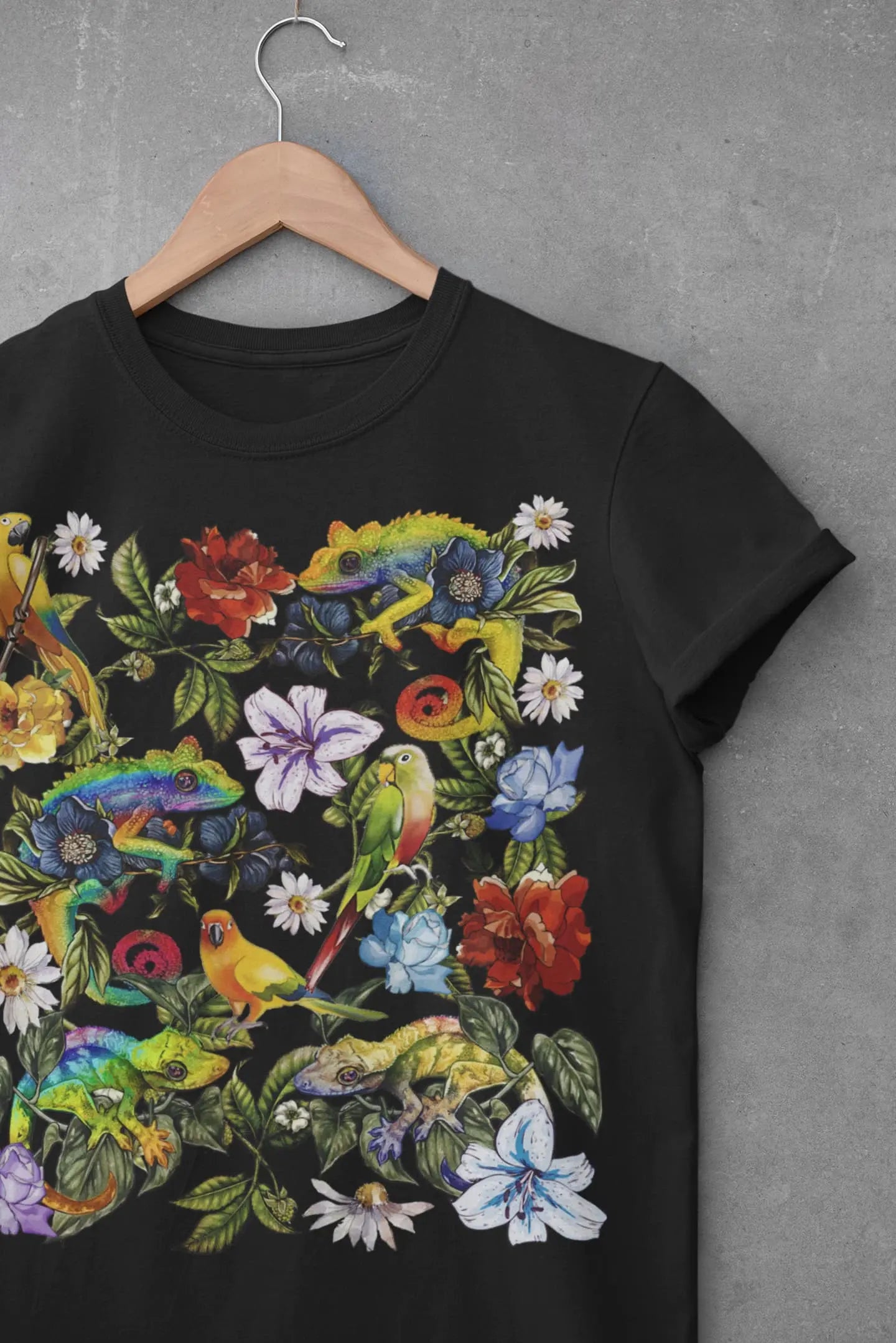 Bird Chameleon Graphic Tee Shirt, Hoodie Sweatshirt