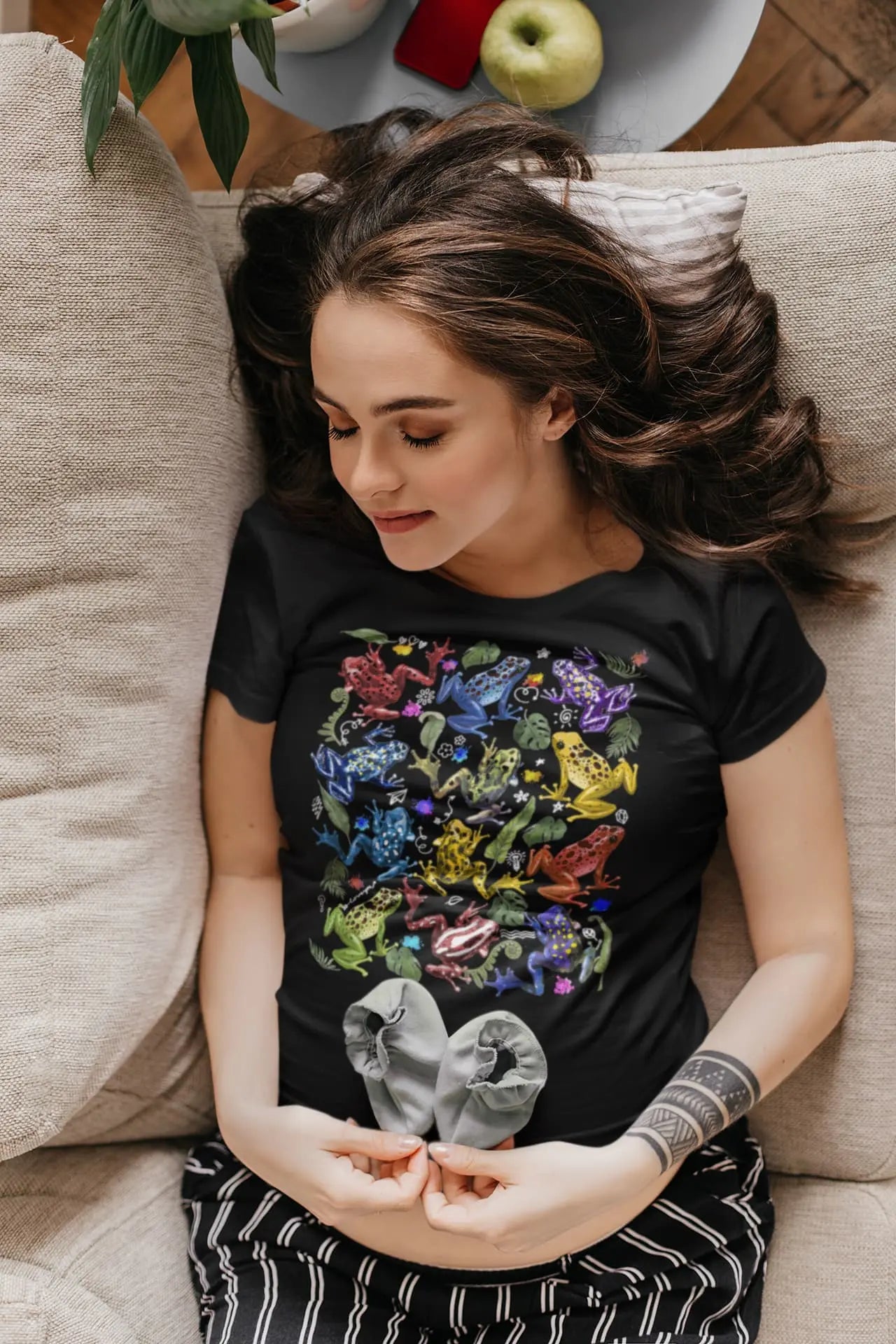 Colorful Frog Graphic Tee Shirt, Hoodie Sweatshirt