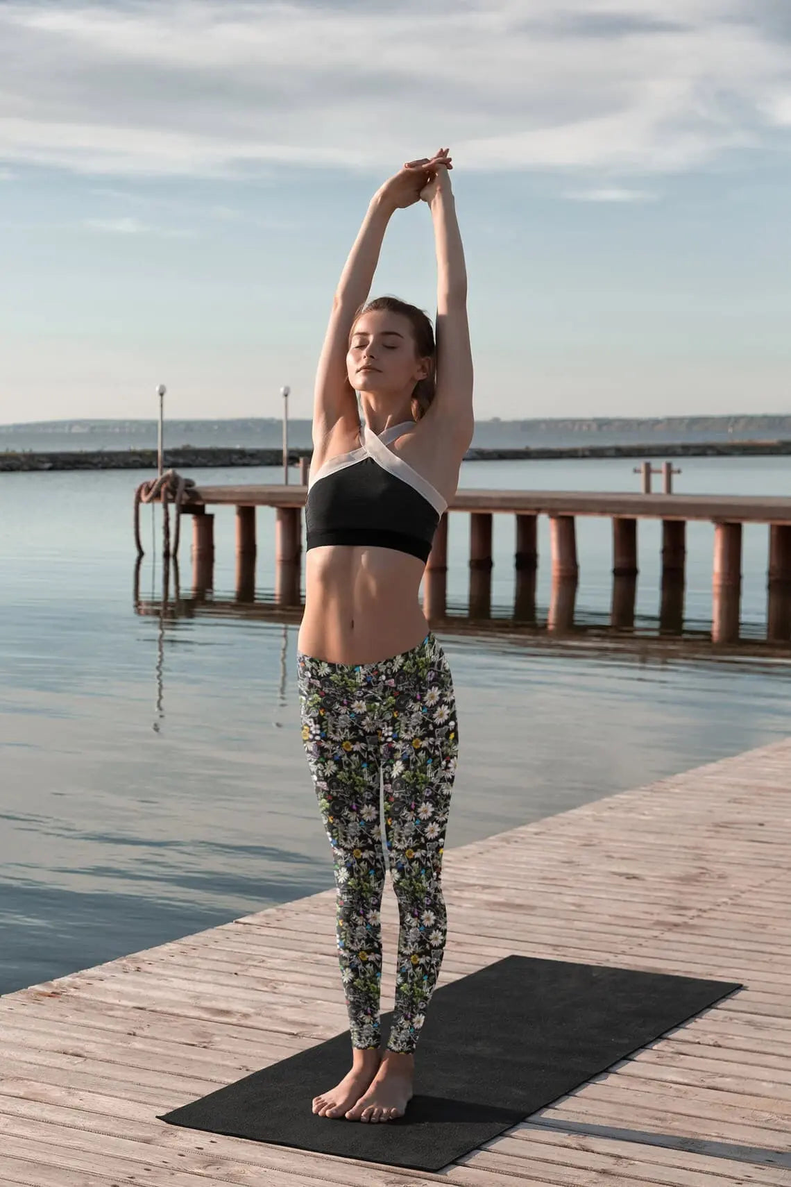 Floral Skeleton Leggings: Gothic Yoga Pants, Gym Workout Clothes